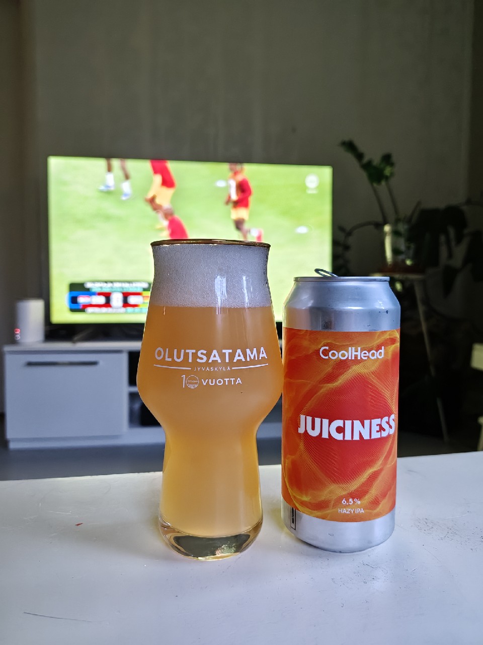 Juiciness 6.5%, Finland
