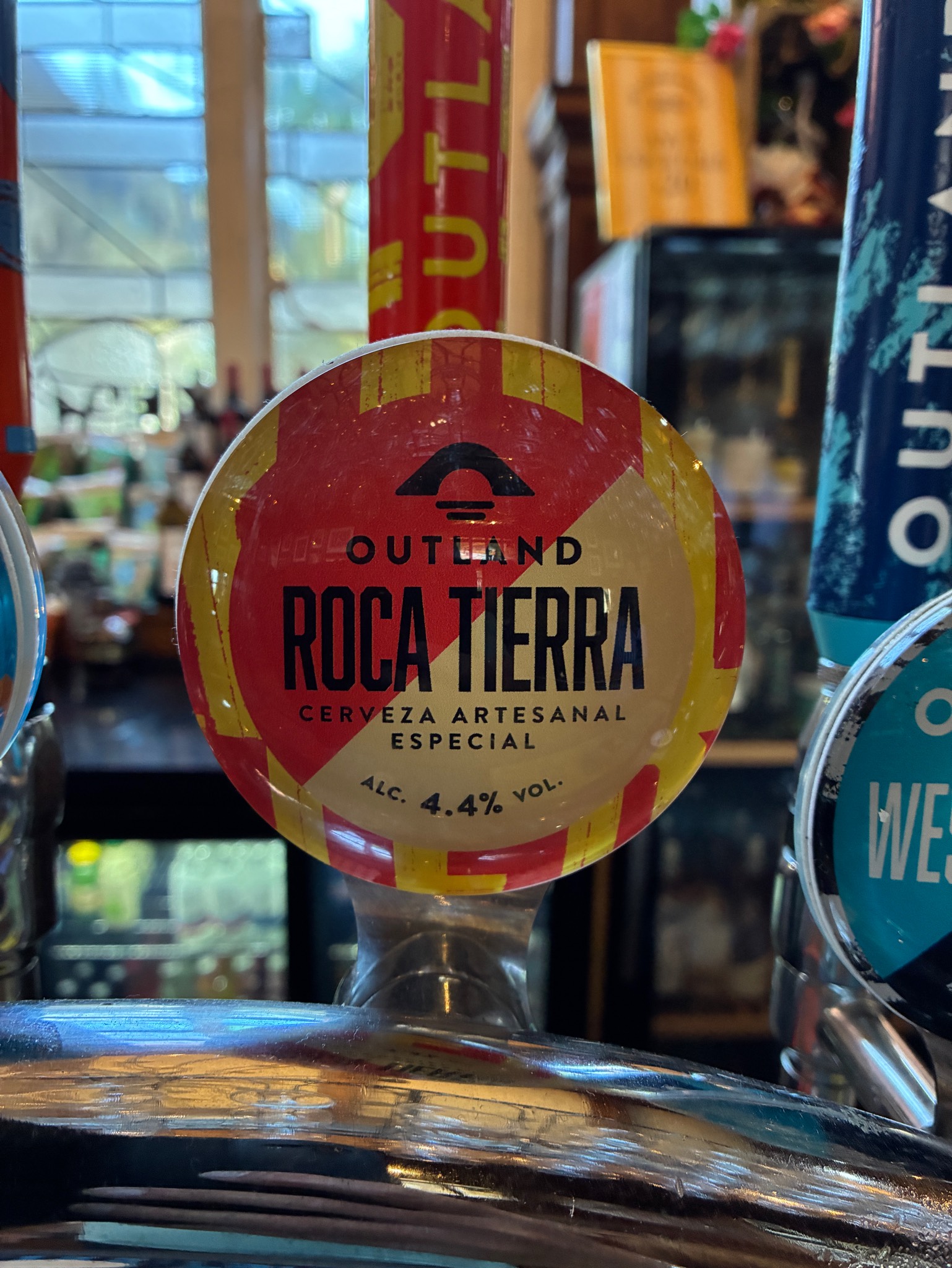 Roca Tierra, England