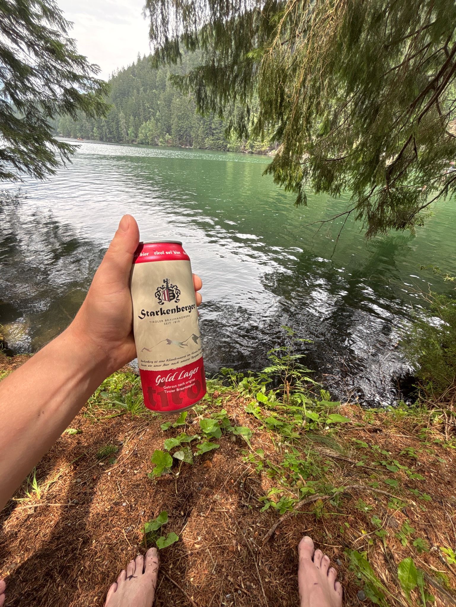 Starkenberger Gold Lager, Brauerei Schloss Starkenberg