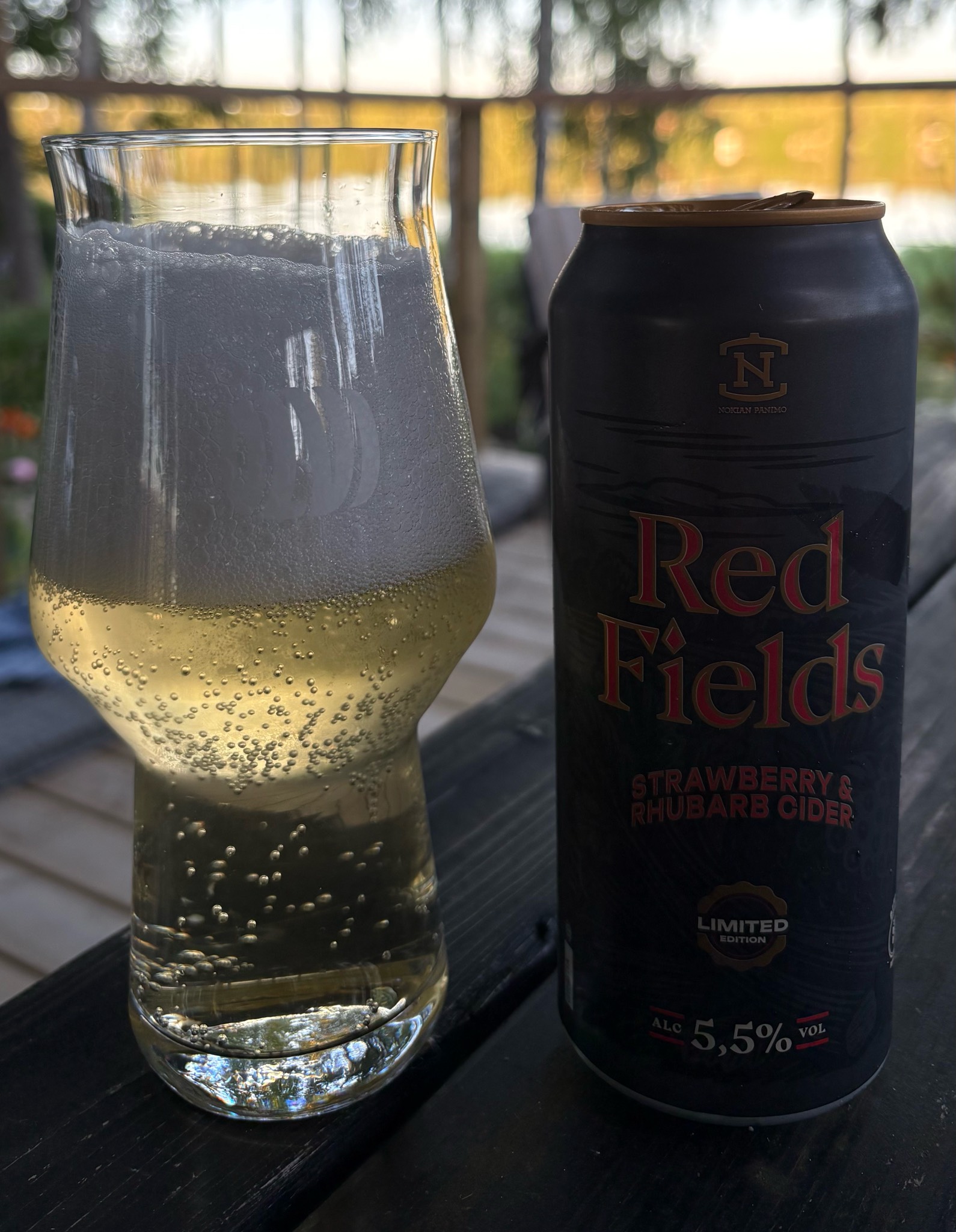 Red Fields Strawberry & Rhubarb Cider, Finland