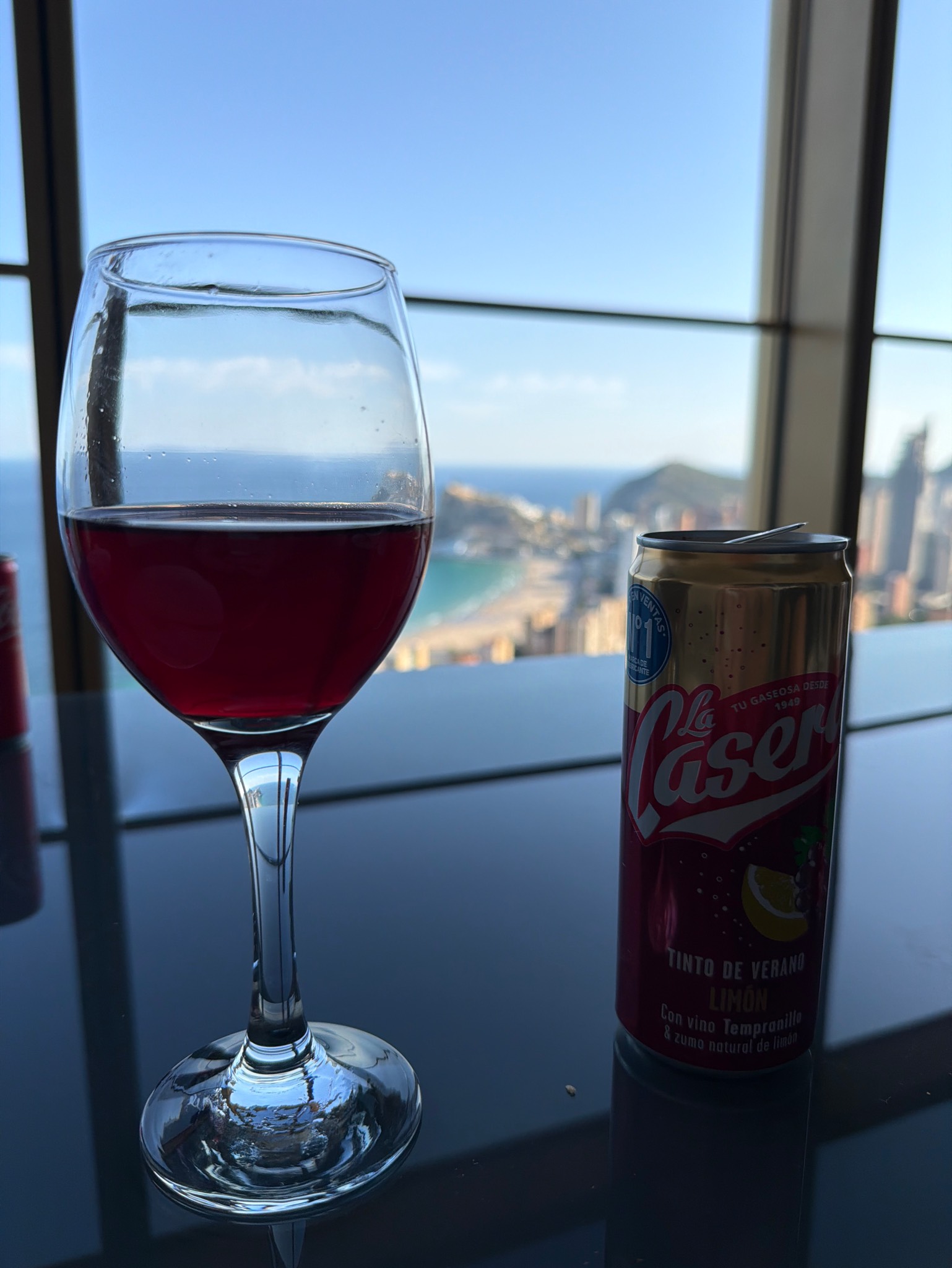 Tinto de Verano Limón, La Casera