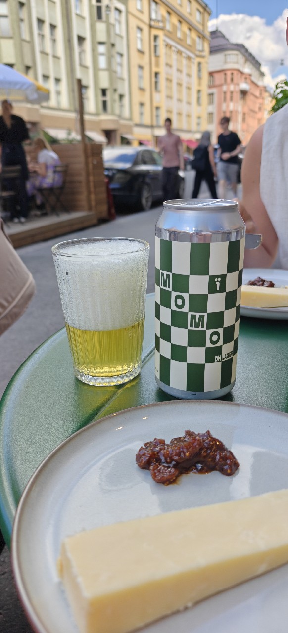 Momo, Finland