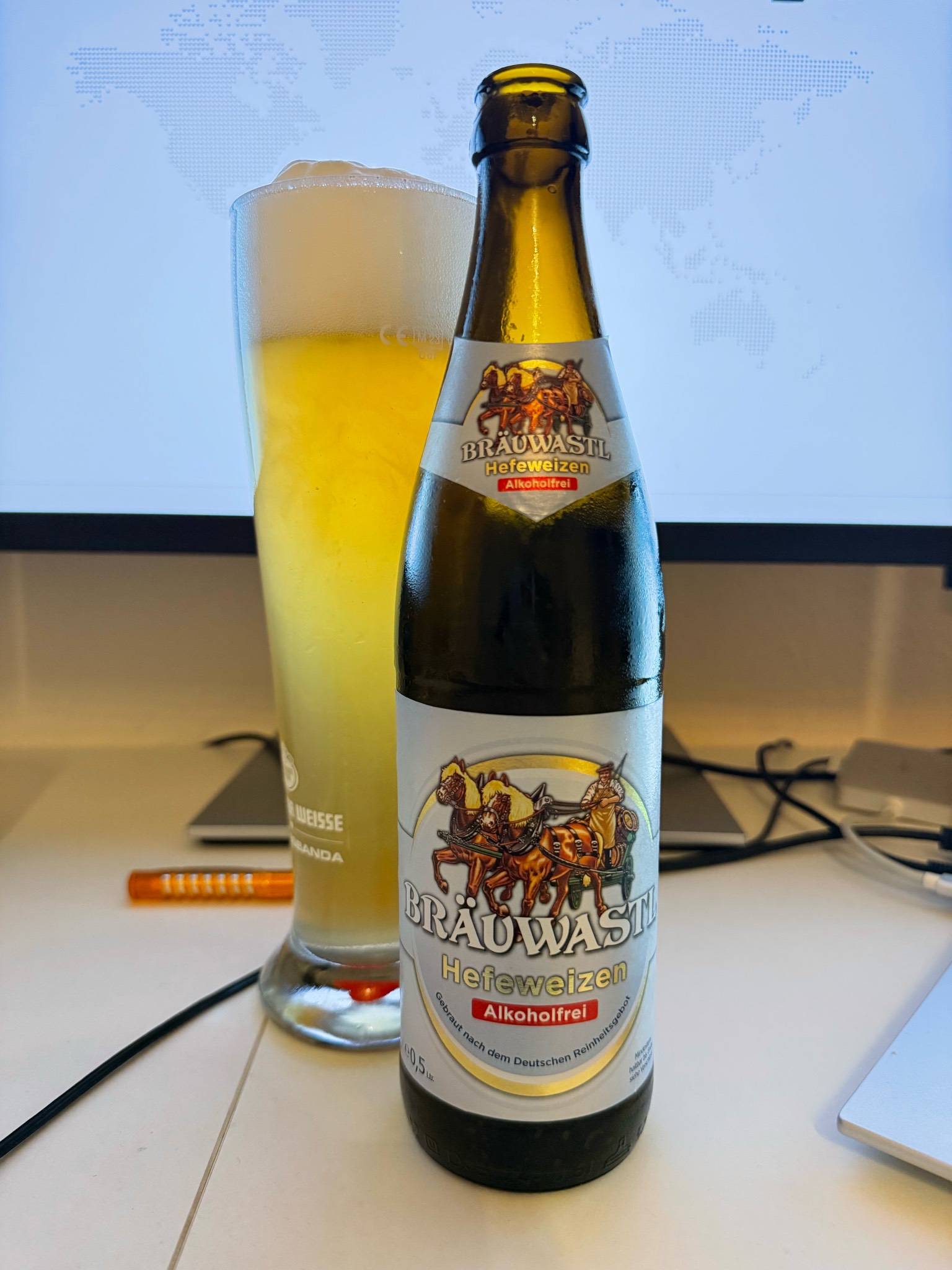 Bräuwastl Hefeweizen Alkoholfrei, Finkbeiner Getränke GmbH & Co.KG