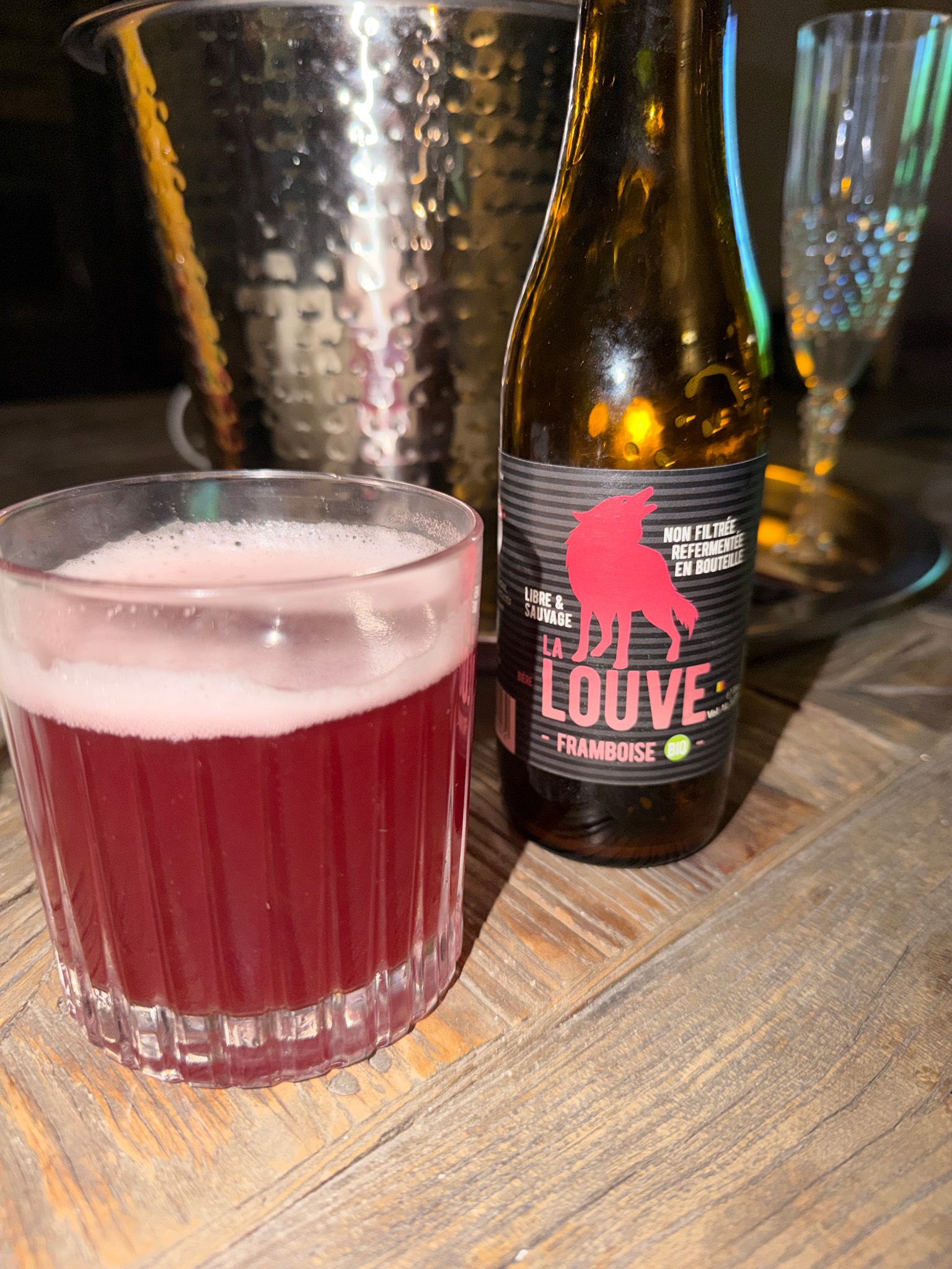 La Louve Framboise, La Ferme Des Loups