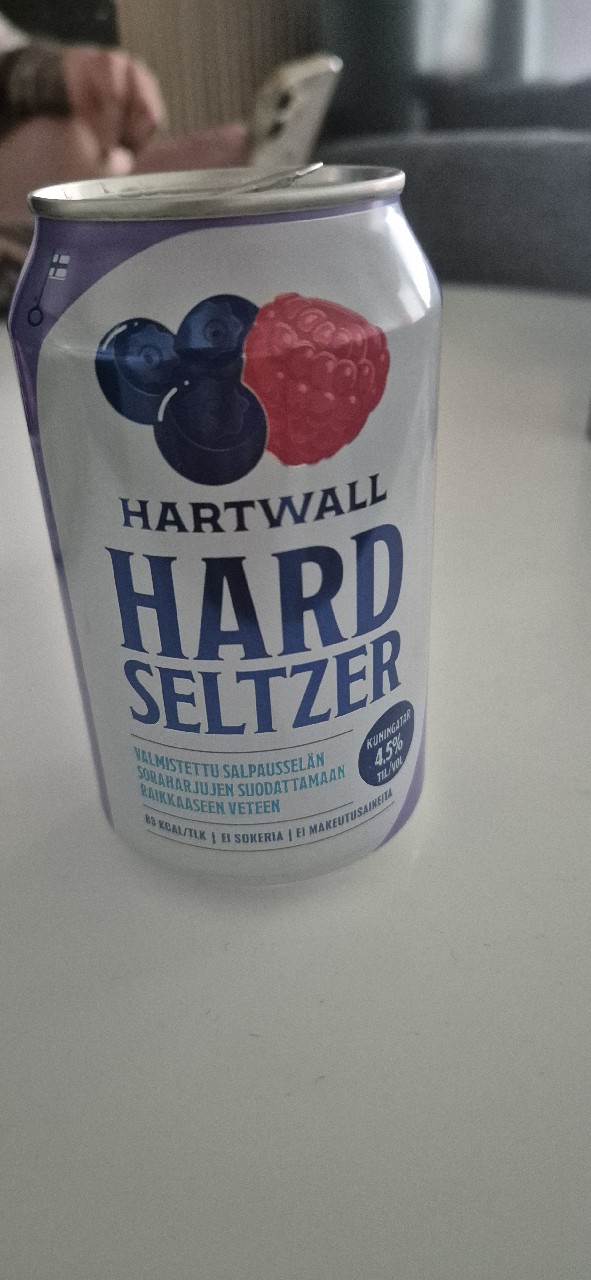 Hartwall Hard Seltzer Kuningatar, Finland