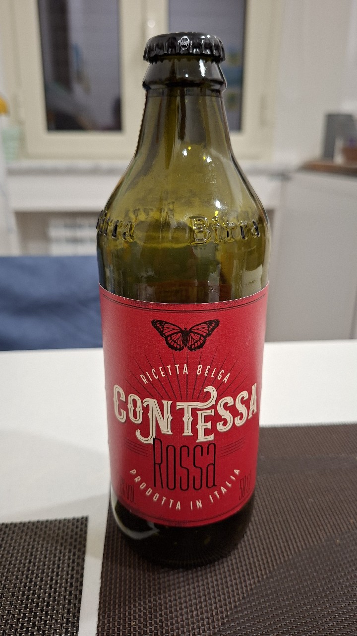 Contessa Rossa, Italy