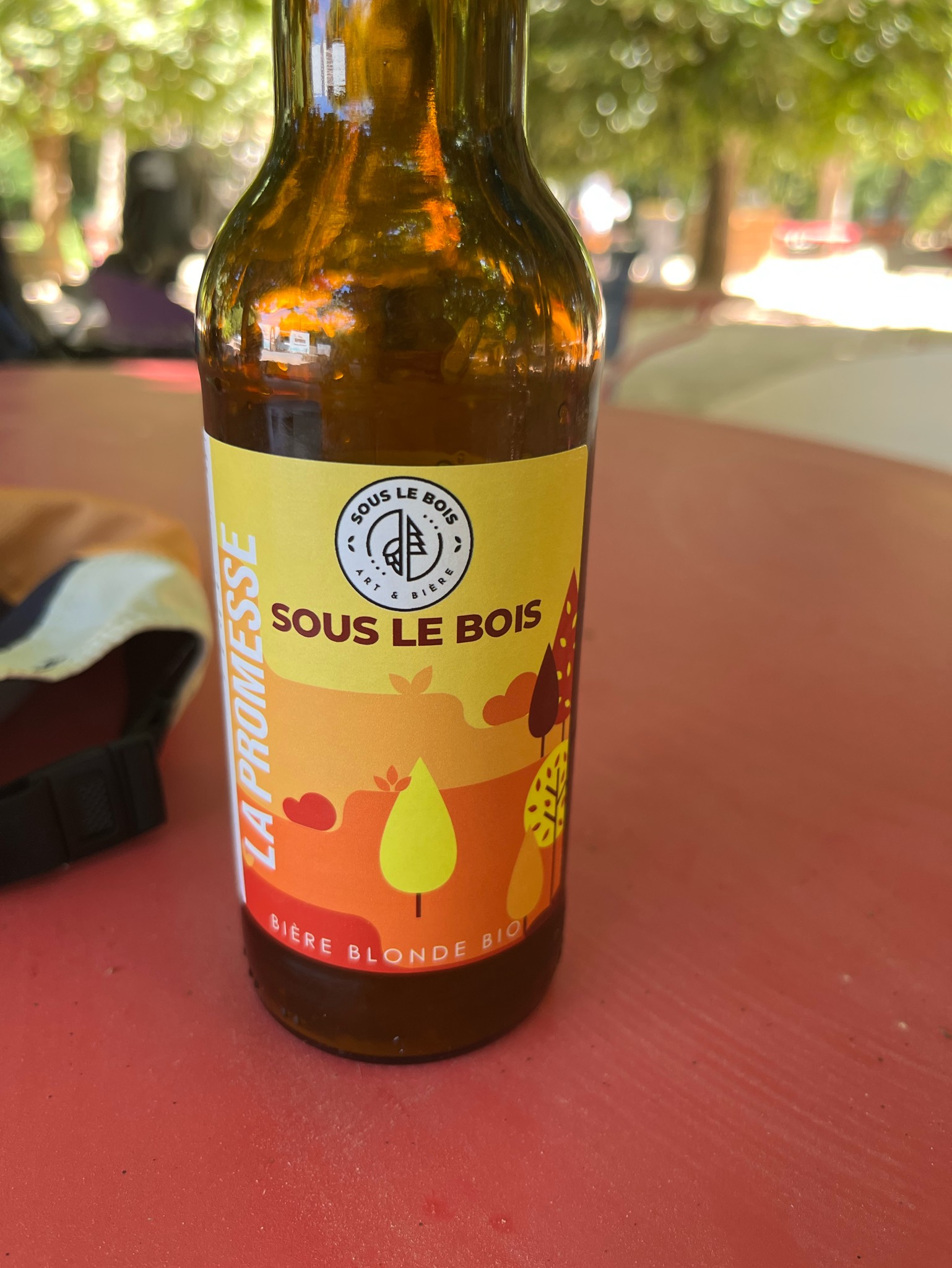 La Promesse, Brasserie Sous Le Bois