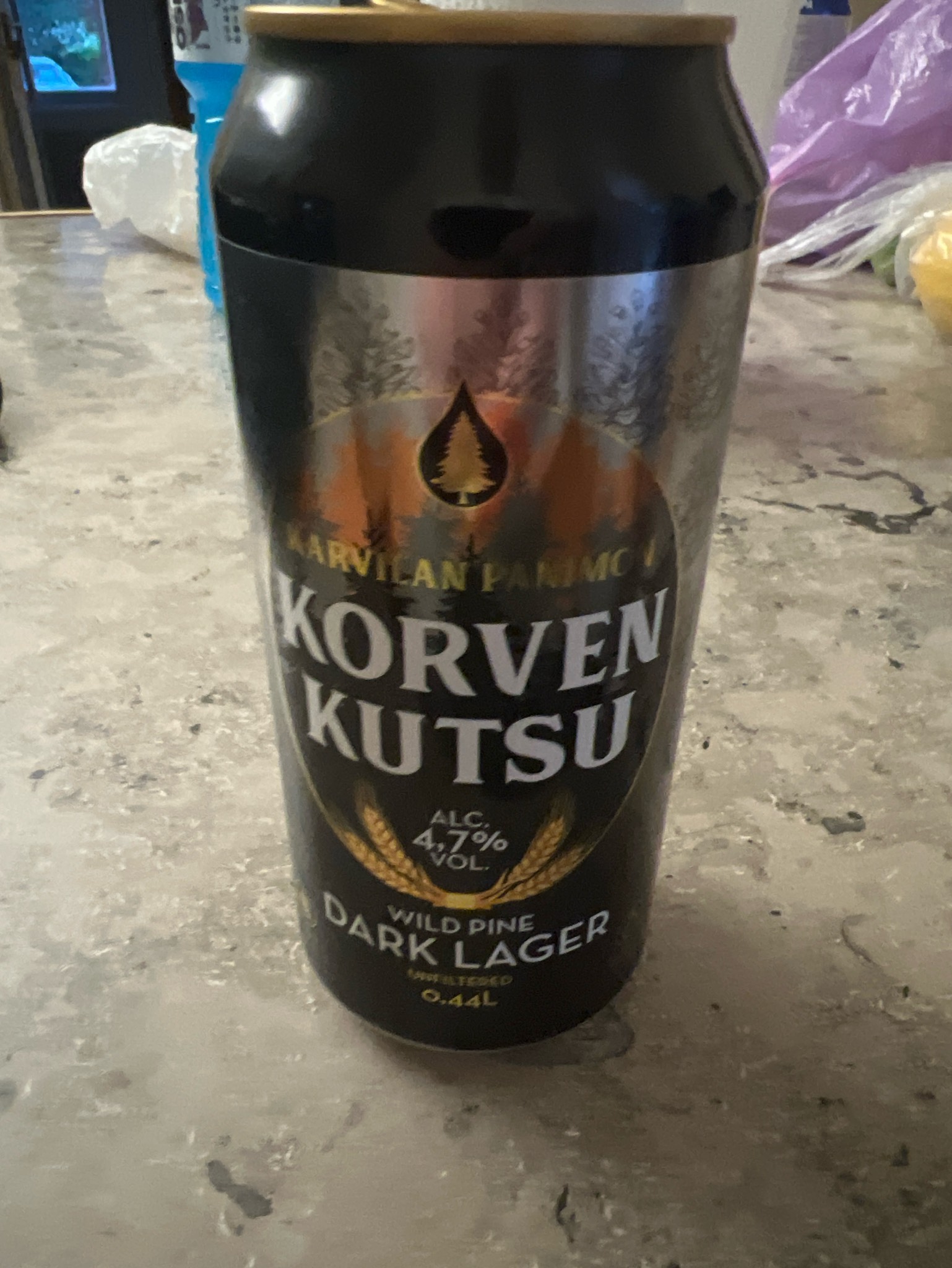 Korven Kutsu Wild Pine Dark Lager, Finland