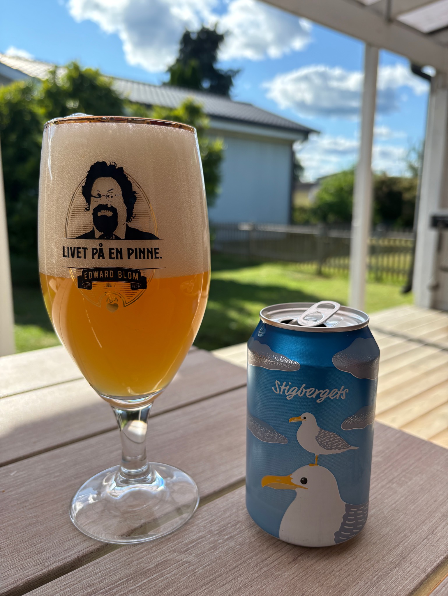 Dubbelmås, Sweden