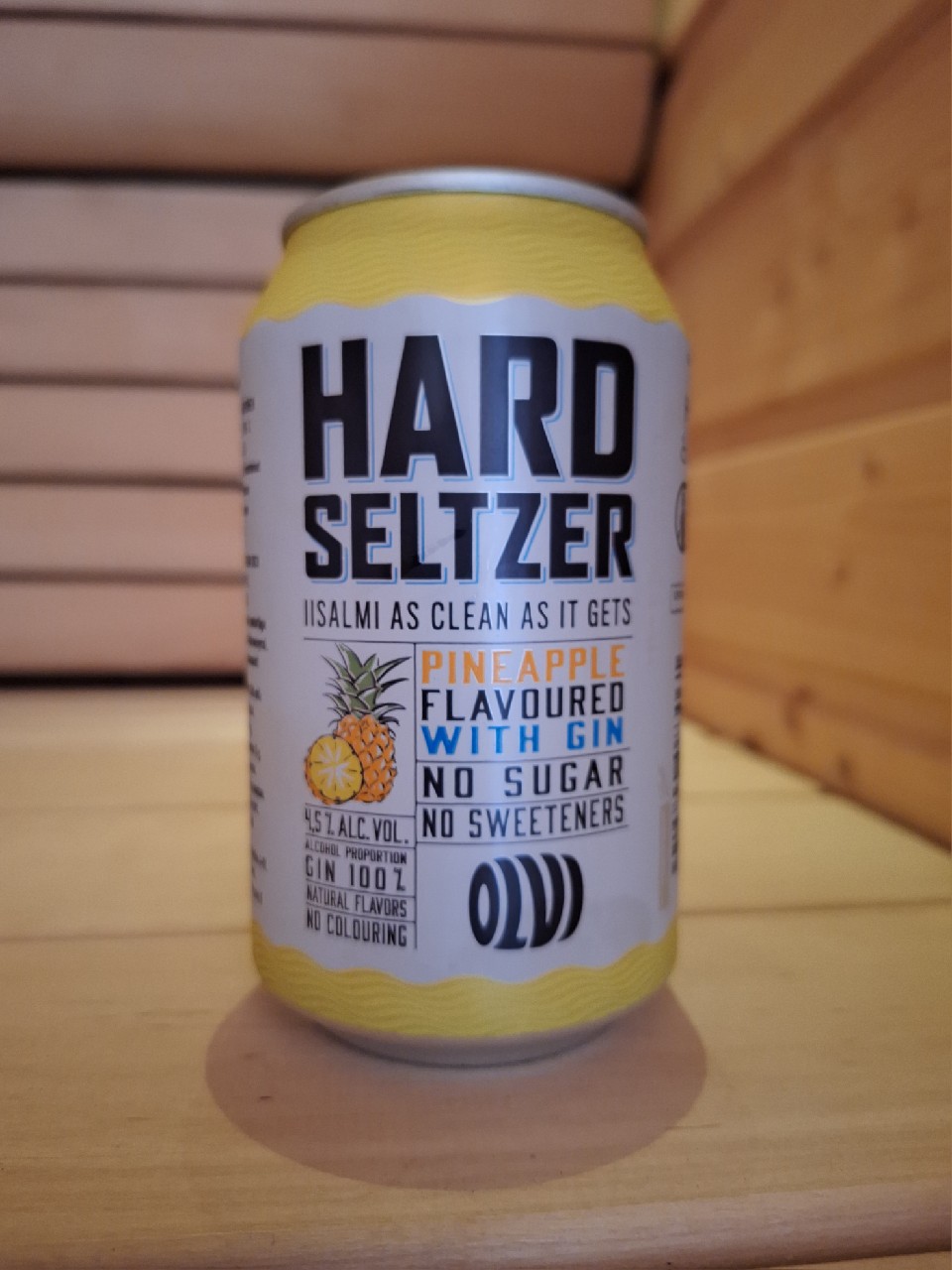 Hard Seltzer Gin & Pineapple, Finland