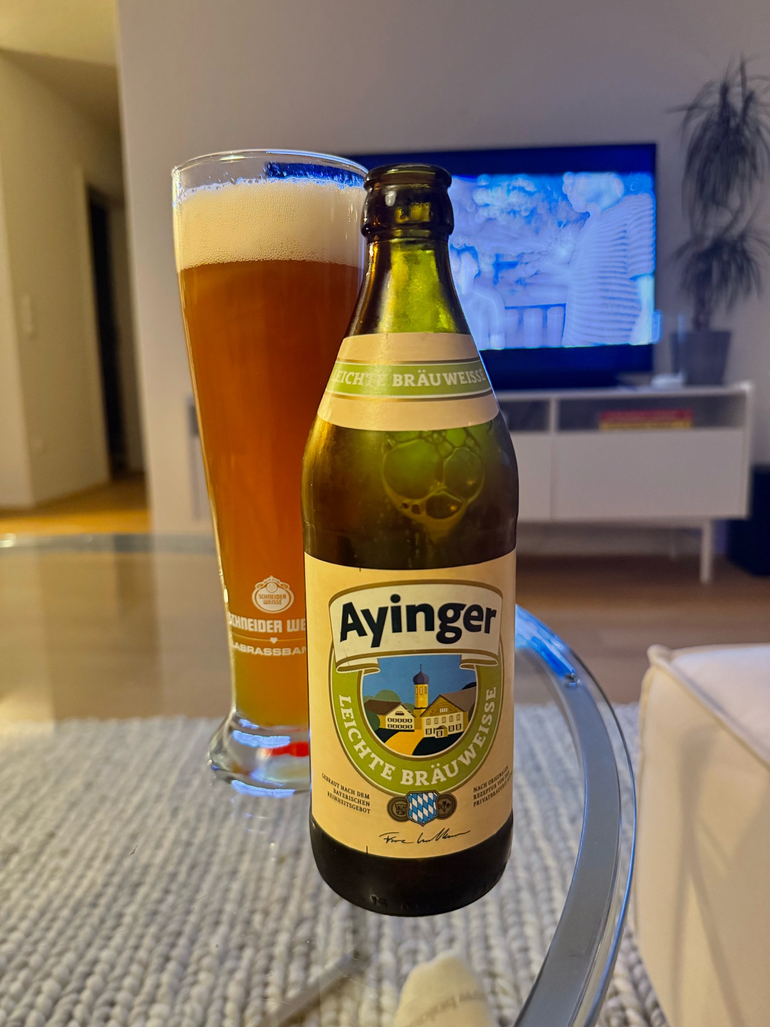 Ayinger Leichte Bräuweisse, Germany