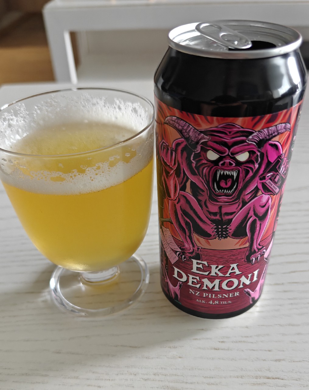 Eka Demoni, Finland