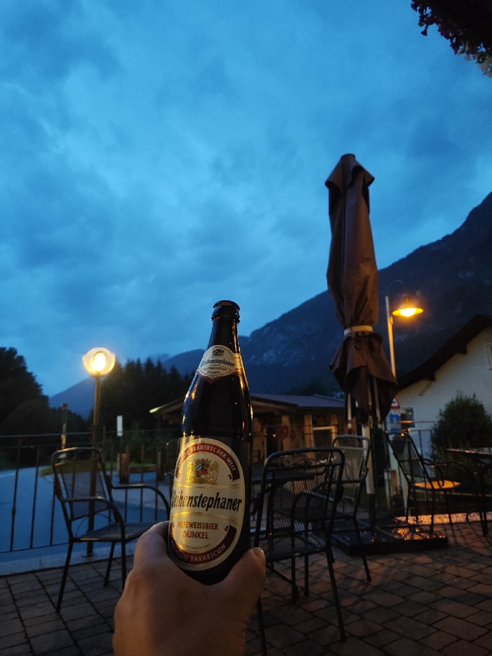 Weihenstephaner Hefeweissbier Dunkel, Germany