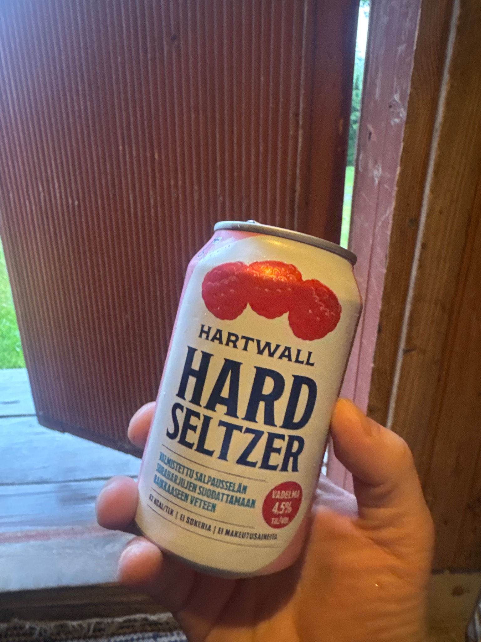 Hartwall Hard Seltzer Vadelma, Finland