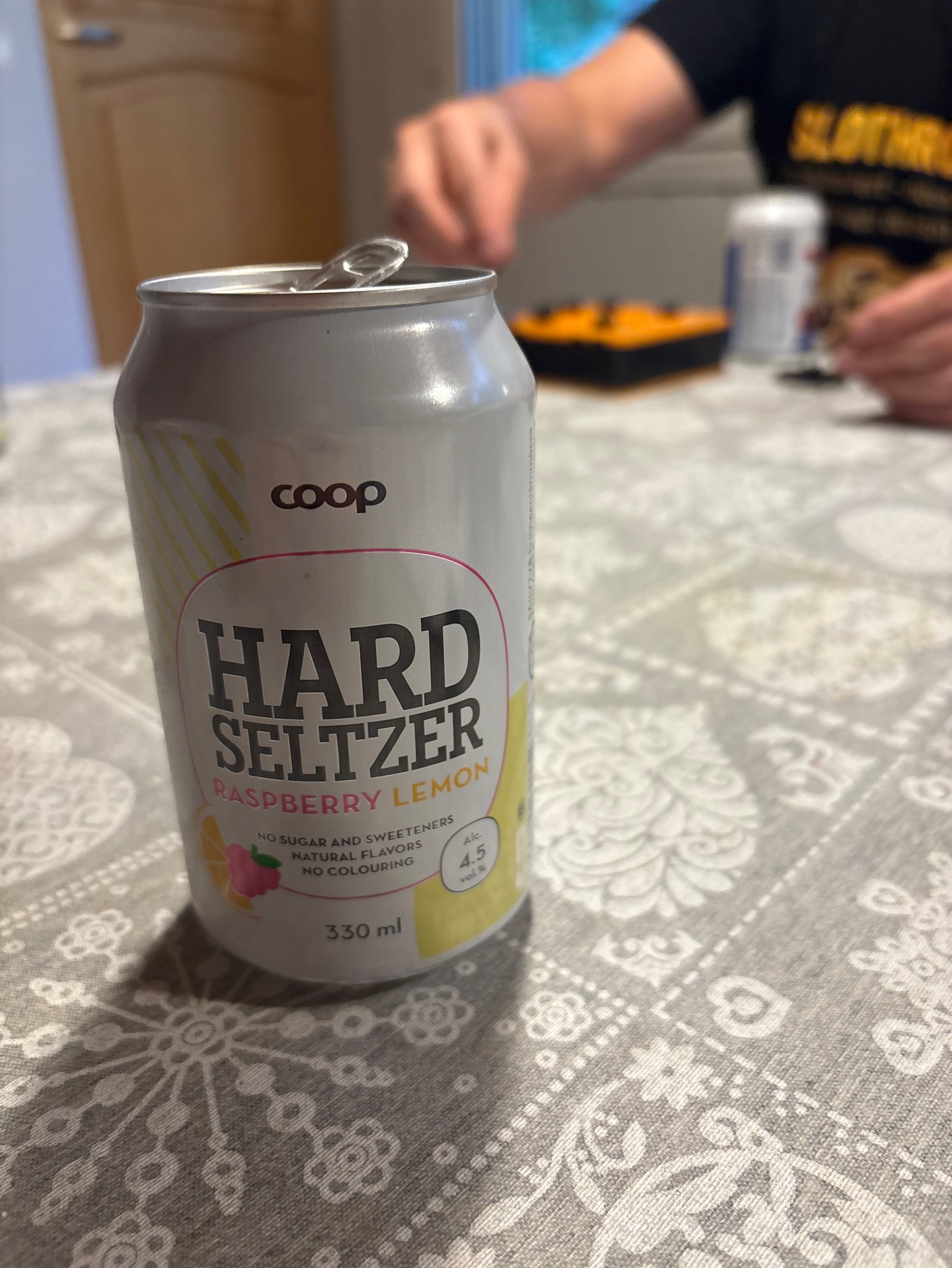 Coop Raspberry-Lemon Hard Seltzer, Finland