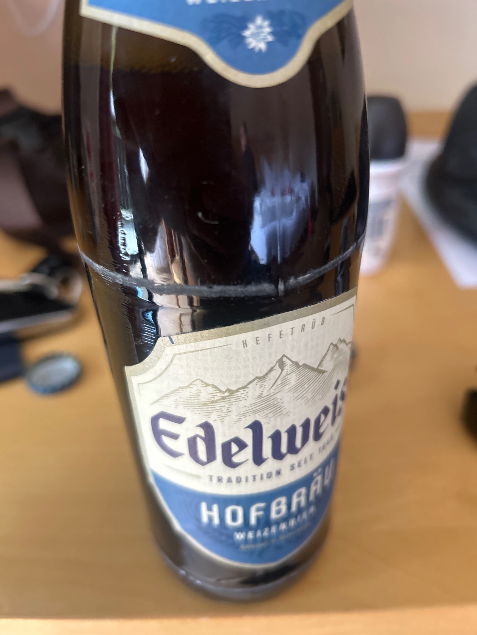 Edelweiss Hofbräu Weizenbier, Austria