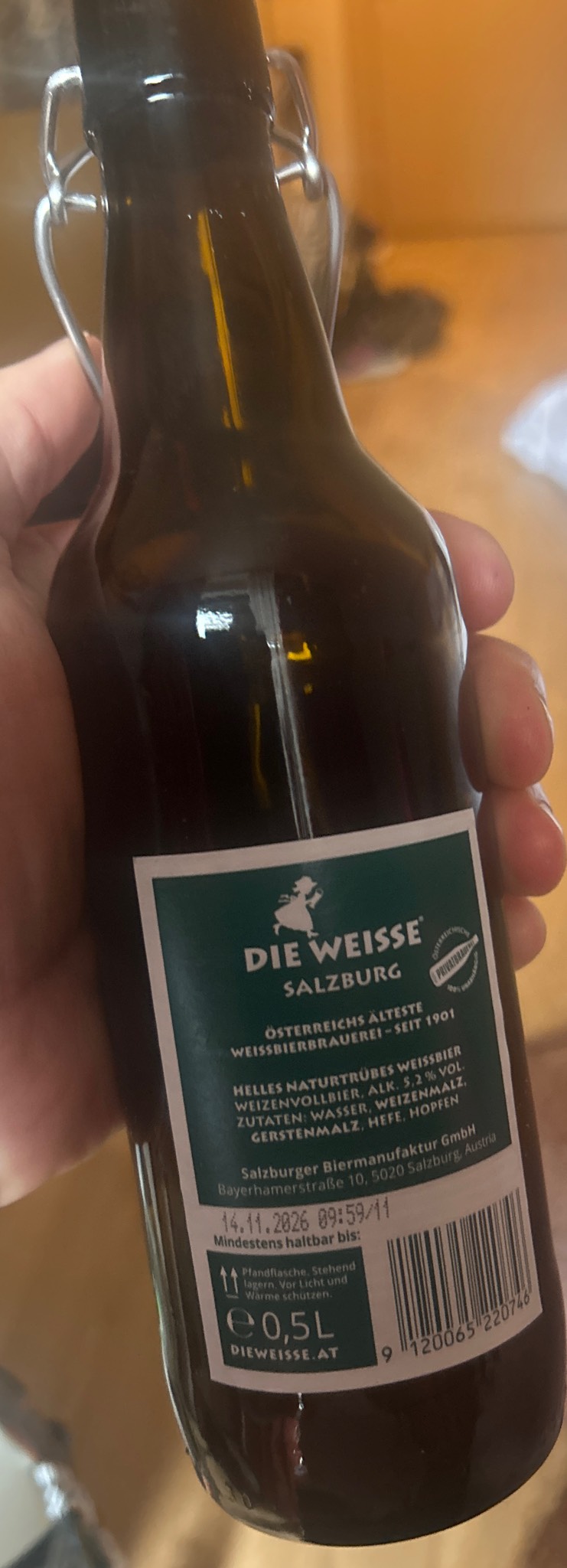 Die Weisse Hell, Salzburger Weissbierbrauerei