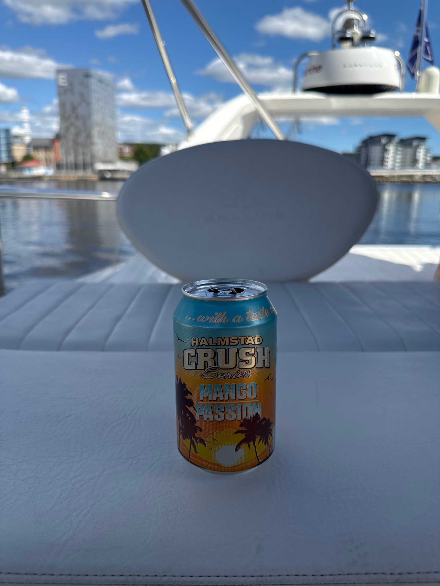 Halmstad Crush Mango Passion 4.5%, Sweden