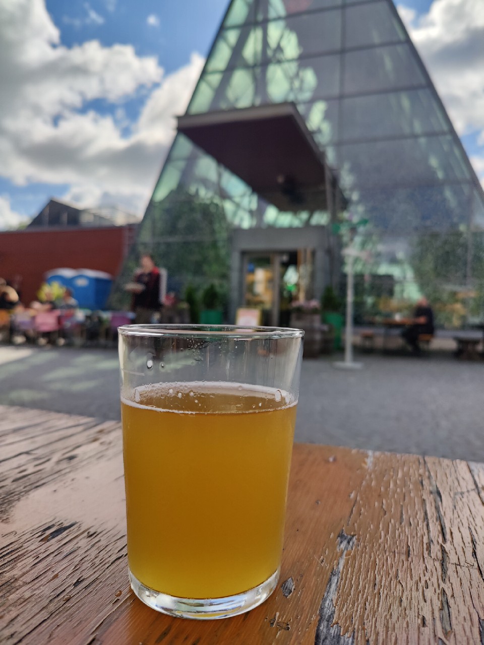 Pilot 14: Hefeweizen, Finland