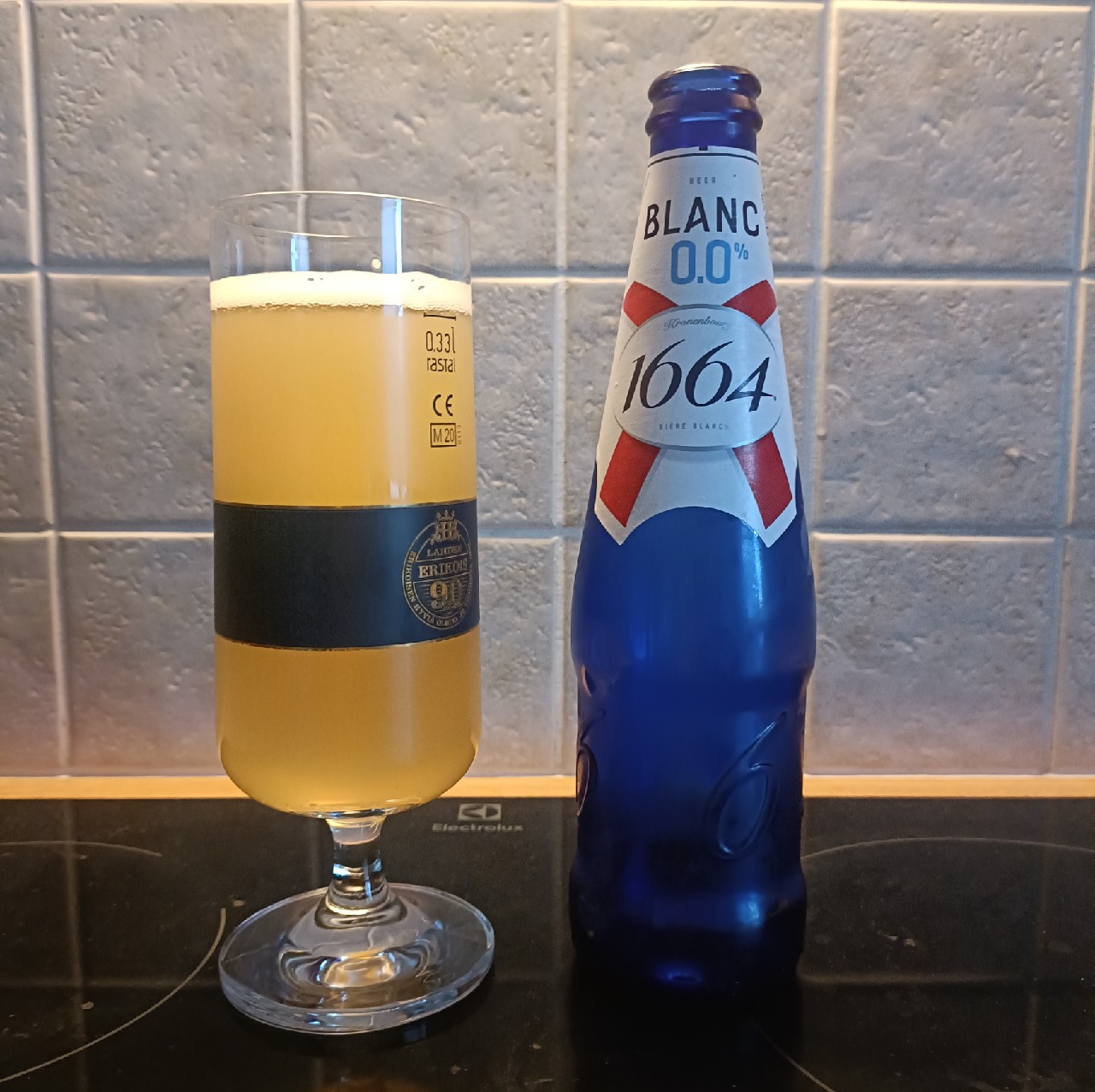 1664 0.0%, France