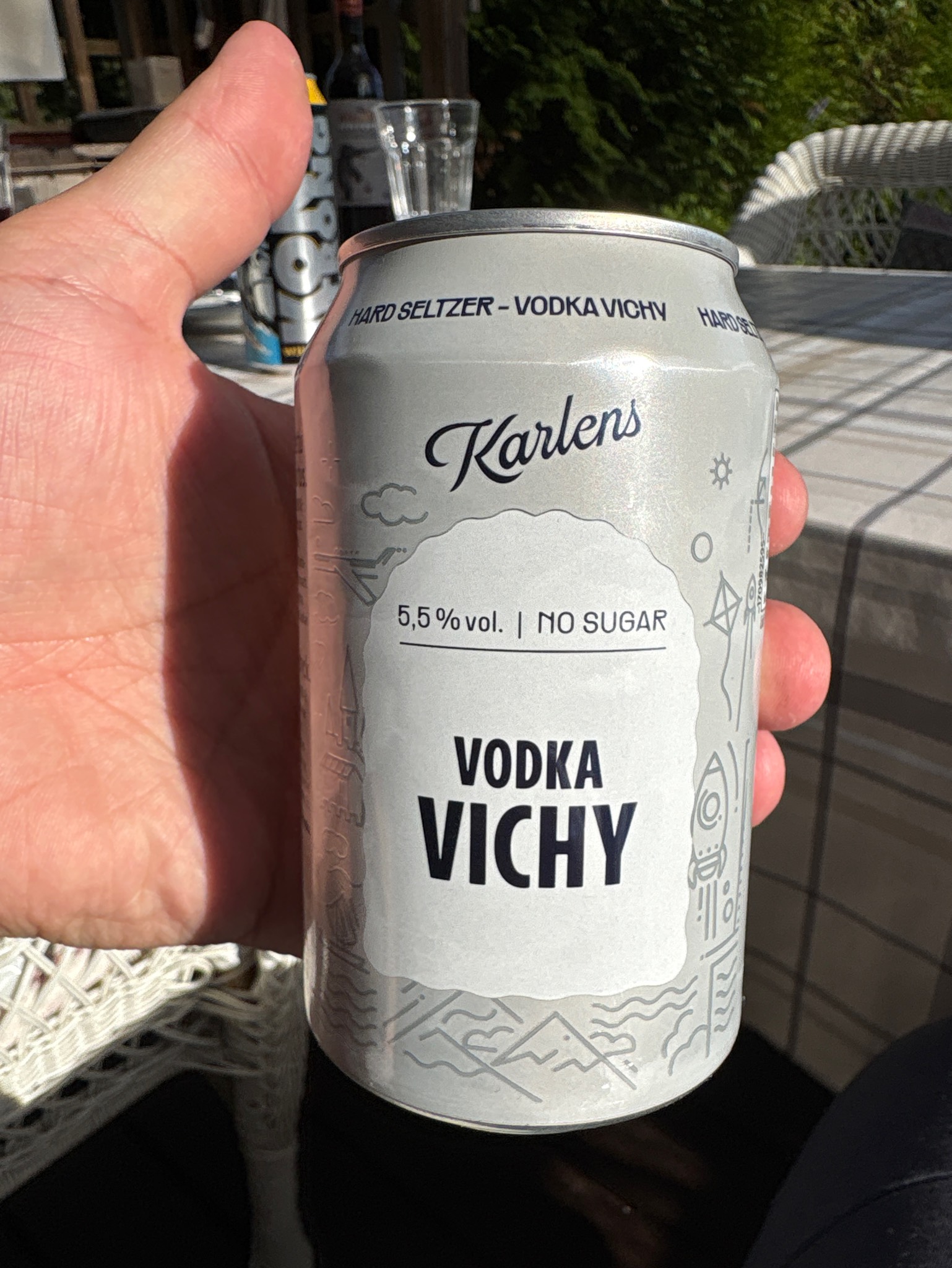 Karlens Vodka Vichy, Finland