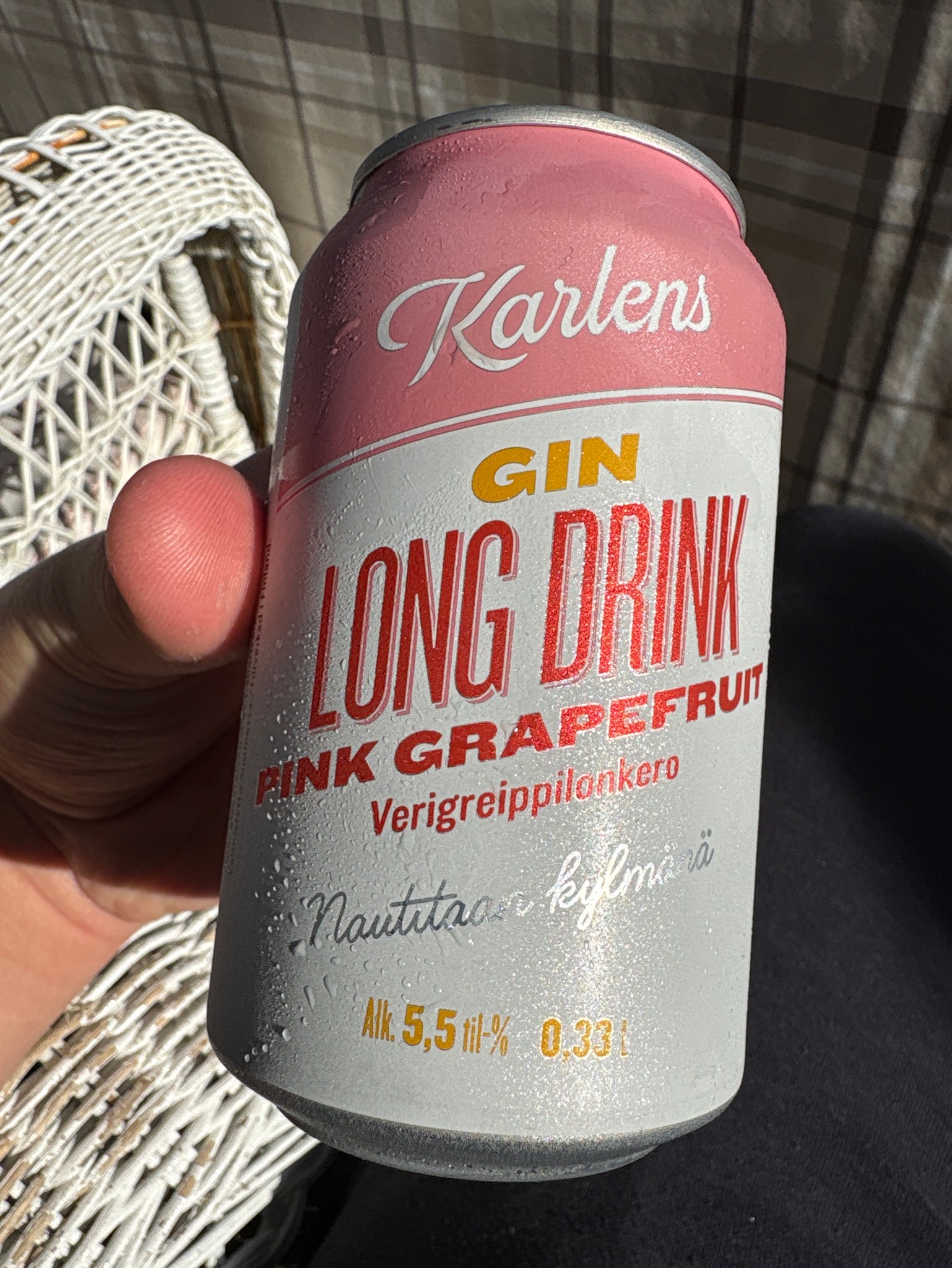 Karlens Gin Long Drink Pink Grapefruit, Finland
