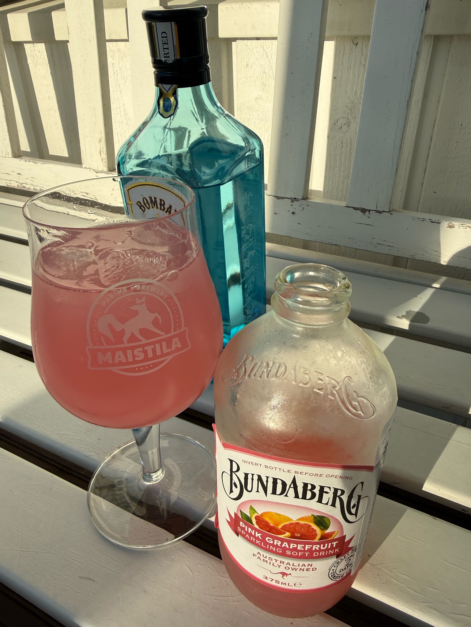 Bundaberg Pink Grapefruit, Bundaberg Brewed Drinks