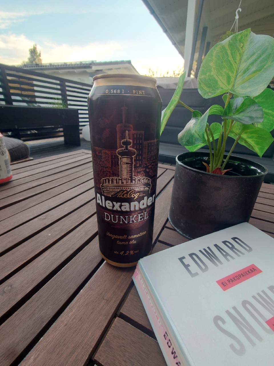 Alexander Dunkel, Estonia