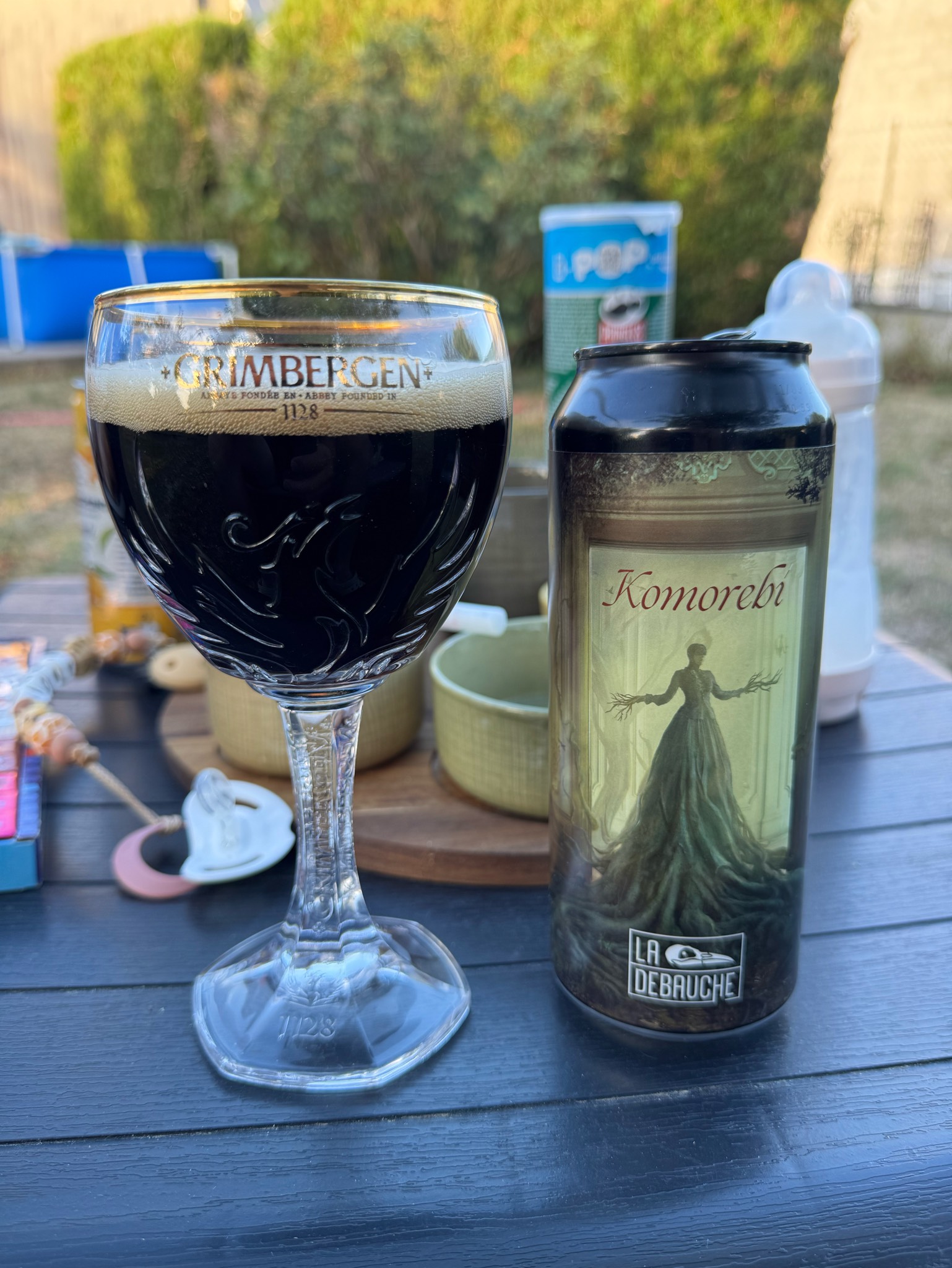 Komorebi, La Débauche