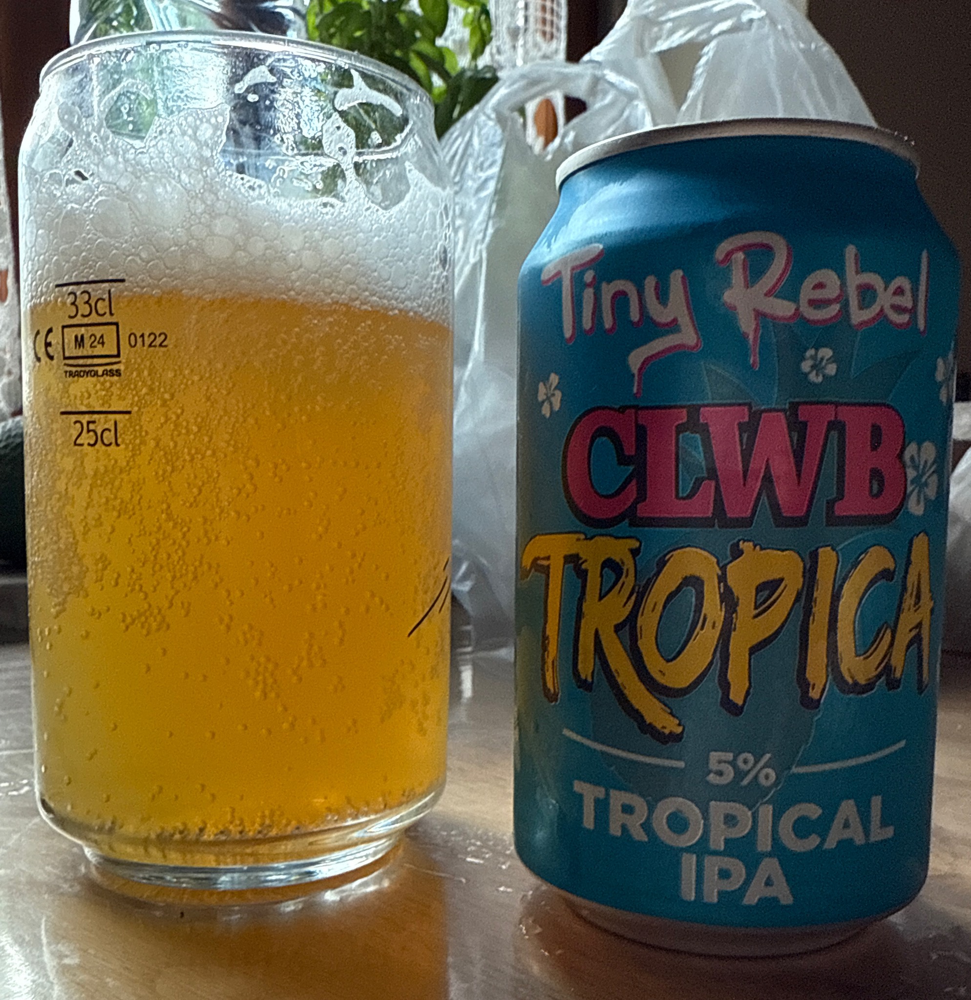 CLWB Tropica, Tiny Rebel Brewing