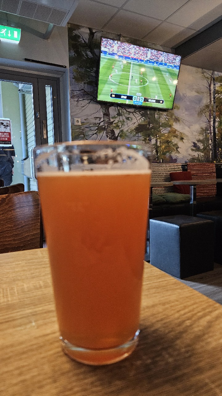 Orange Creamsicle, Scotland