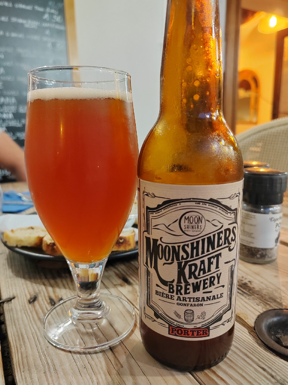 Hodgson, Moonshiners Kraft Brewery
