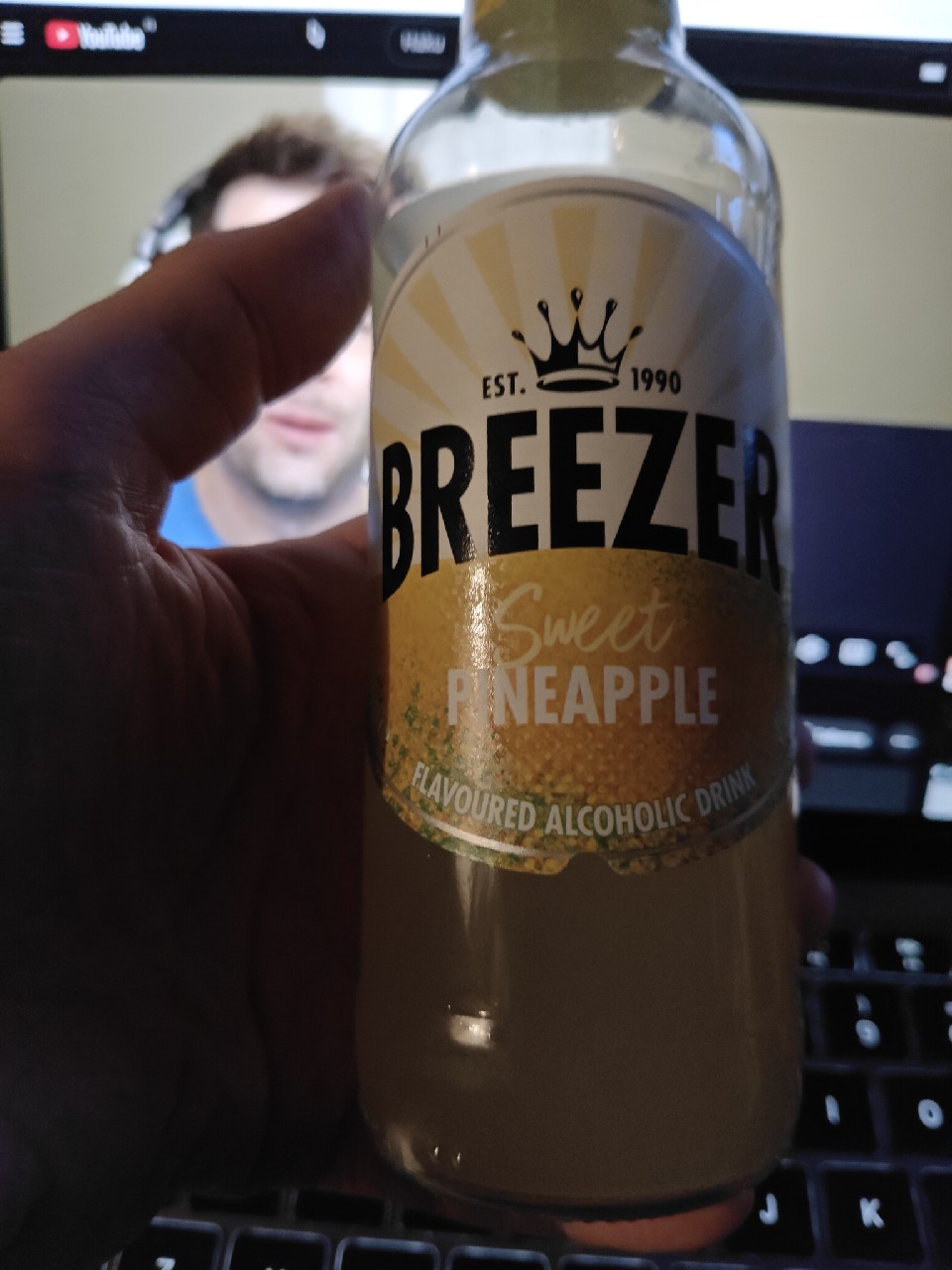 Breezer Pineapple, Cuba