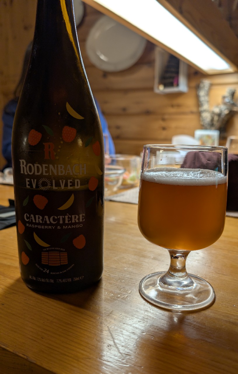 Rodenbach Evolved Caractère, Brouwerij Rodenbach (Swinkels Family Brewers)