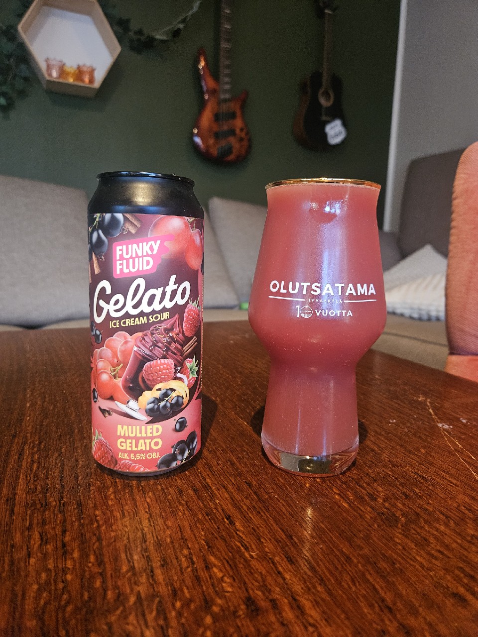 Funky Fluid Gelato Ice Cream Sour, Poland