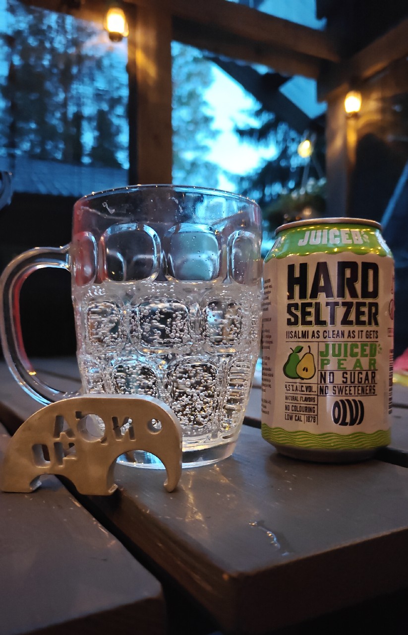 Hard Seltzer Juiced Pear, Finland