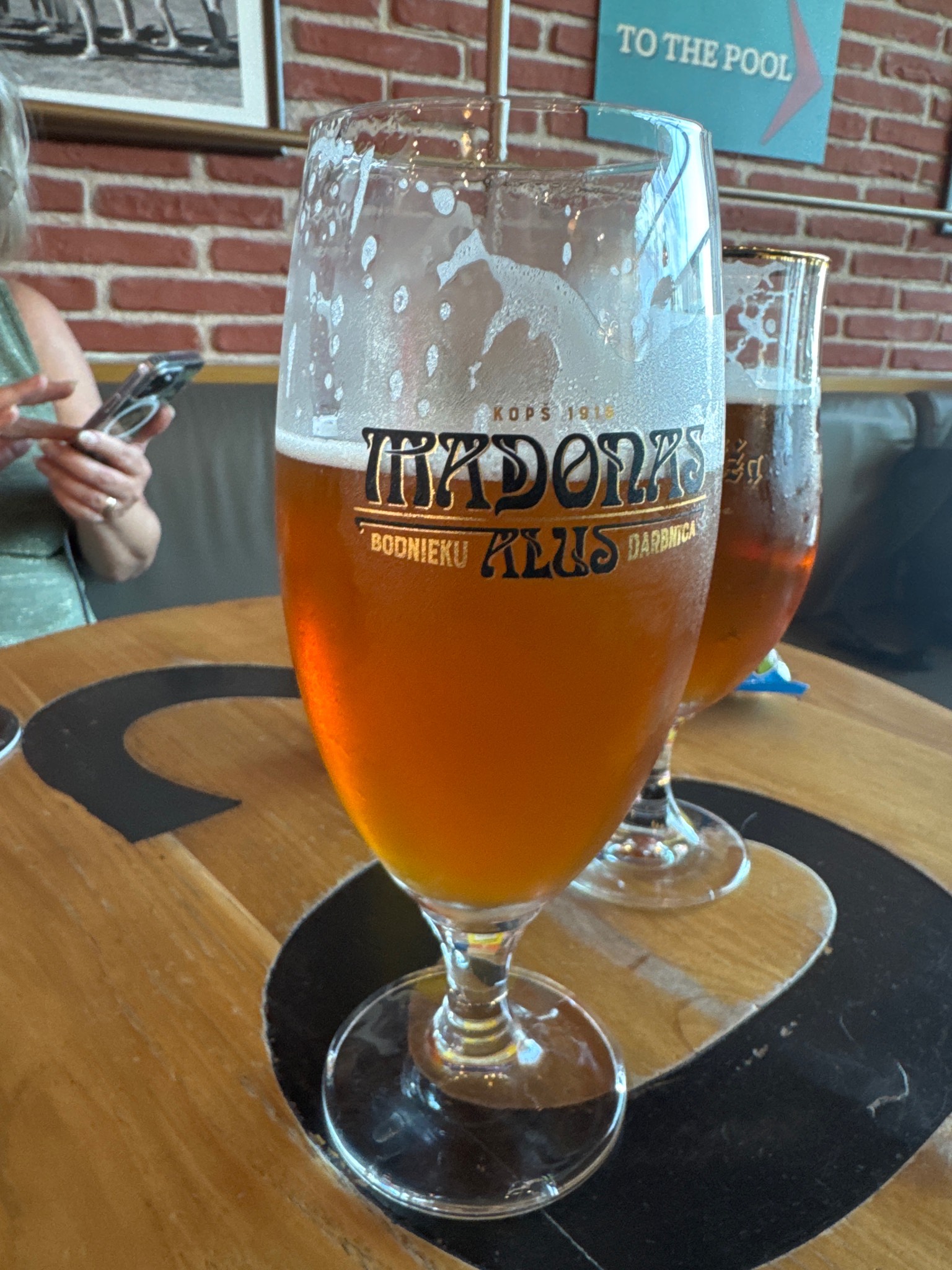 Madonas Alus Nefiltrēts, Latvia