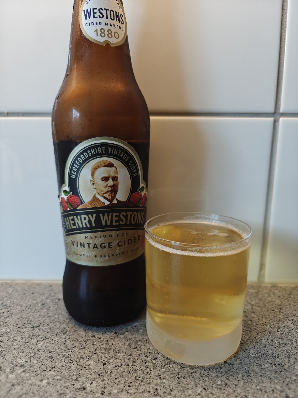 Henry Westons Vintage Cider, Westons Cider