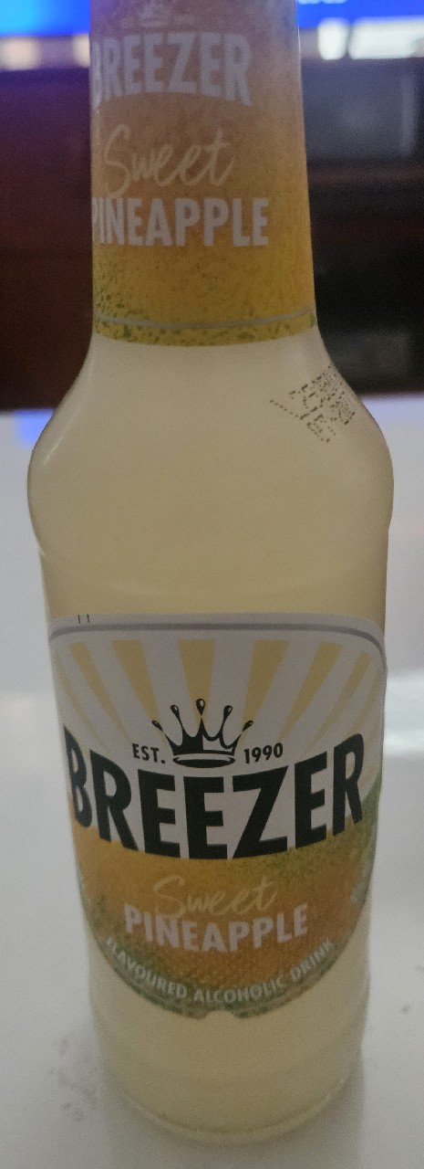 Breezer Pineapple, Cuba