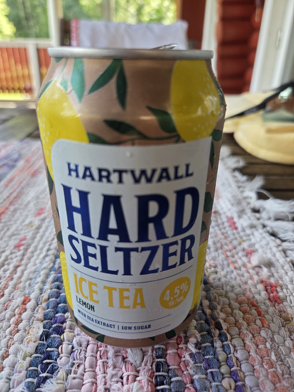 Hartwall Hard Seltzer Ice Tea Sitruuna, Finland