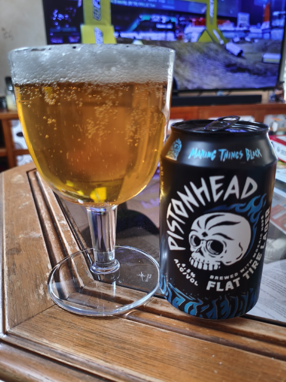 Pistonhead Flat Tire 4.5%, Sweden
