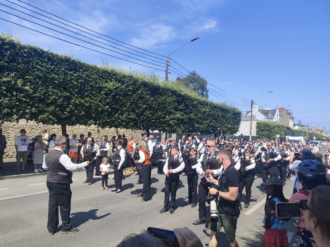 Vive La France, Brasse Cour - Brasserie SBC