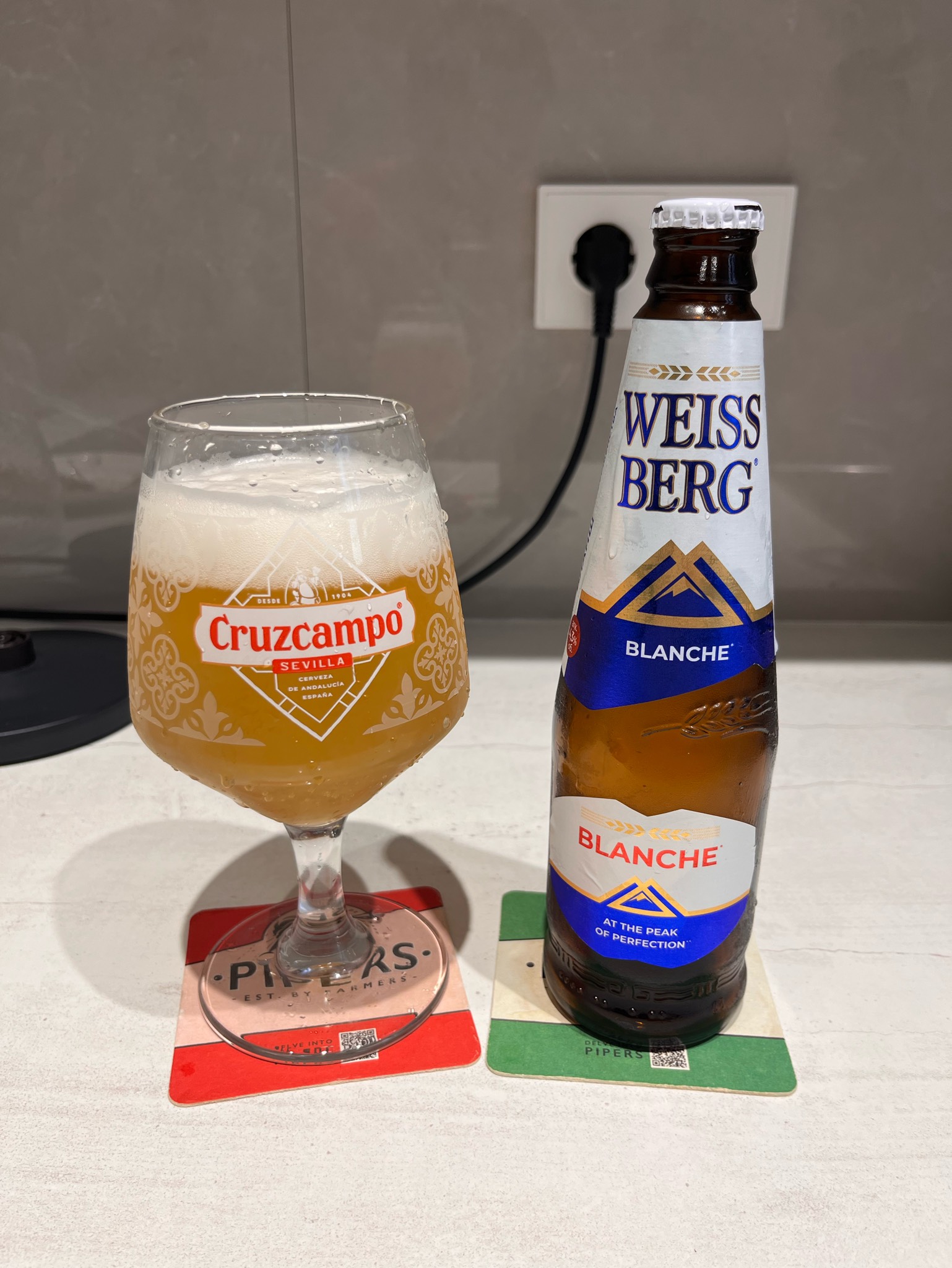 Weiss Berg Blanche, Bochkarevsky Pivovarenny Zavod / Бочкаревский Пивоваренный Завод