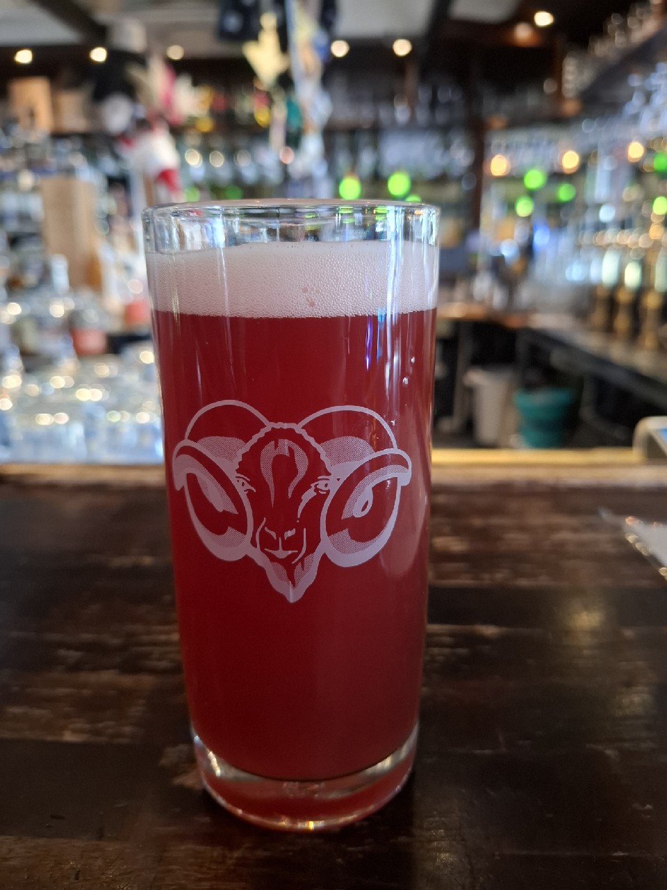 Mufloni Karhunvatukka Sour, Finland
