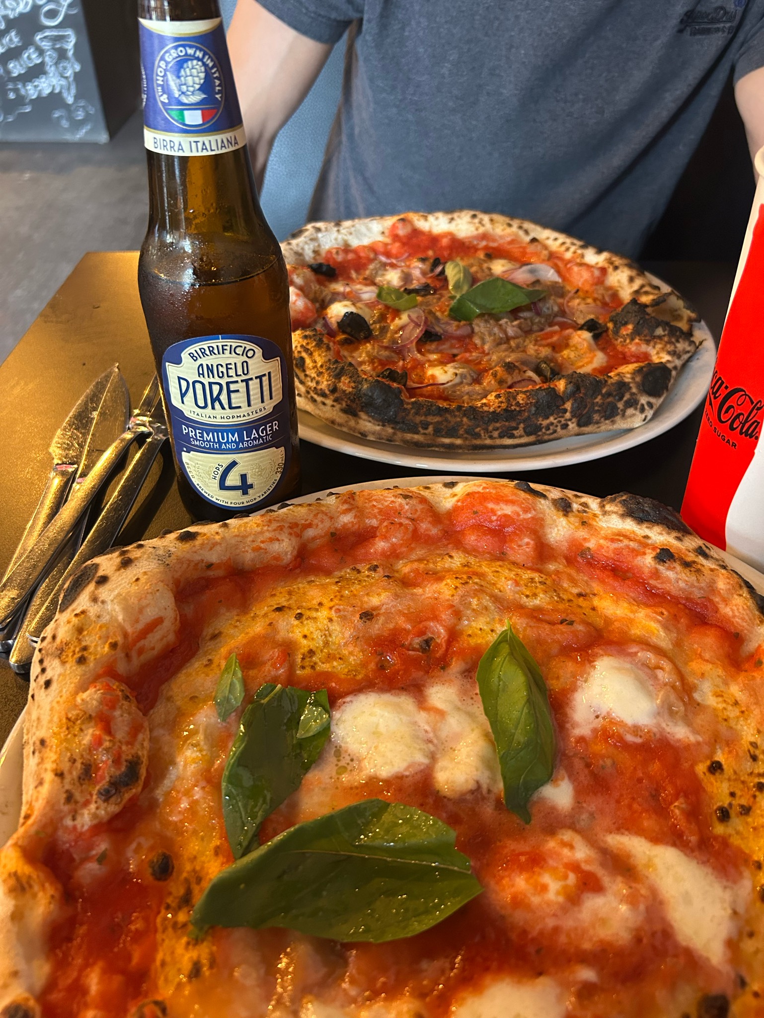 4 Luppoli L'Originale / 4 Hops / Premium Lager, Birrificio Angelo Poretti (Carlsberg Group)