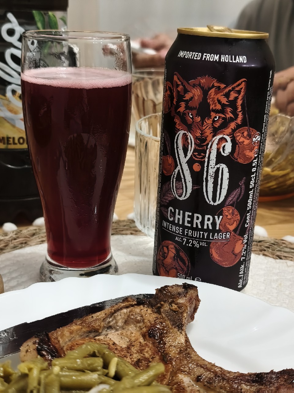 8.6 Cherry, Netherlands