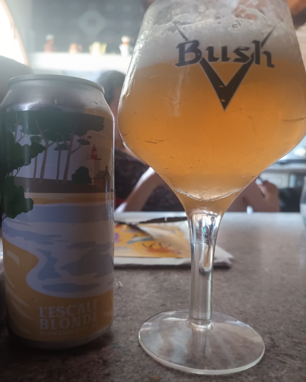 L'Esc'ale Blonde, Captain James Et Ses Mousses
