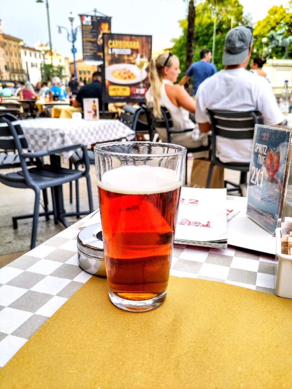 Peroni Gran Riserva Rossa, Italy