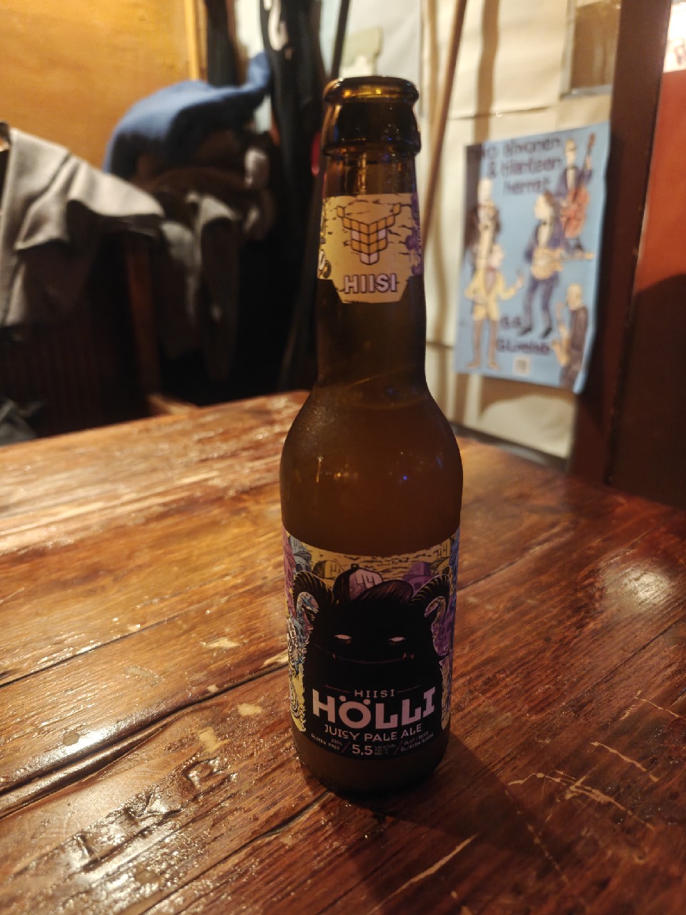 Hölli, Finland