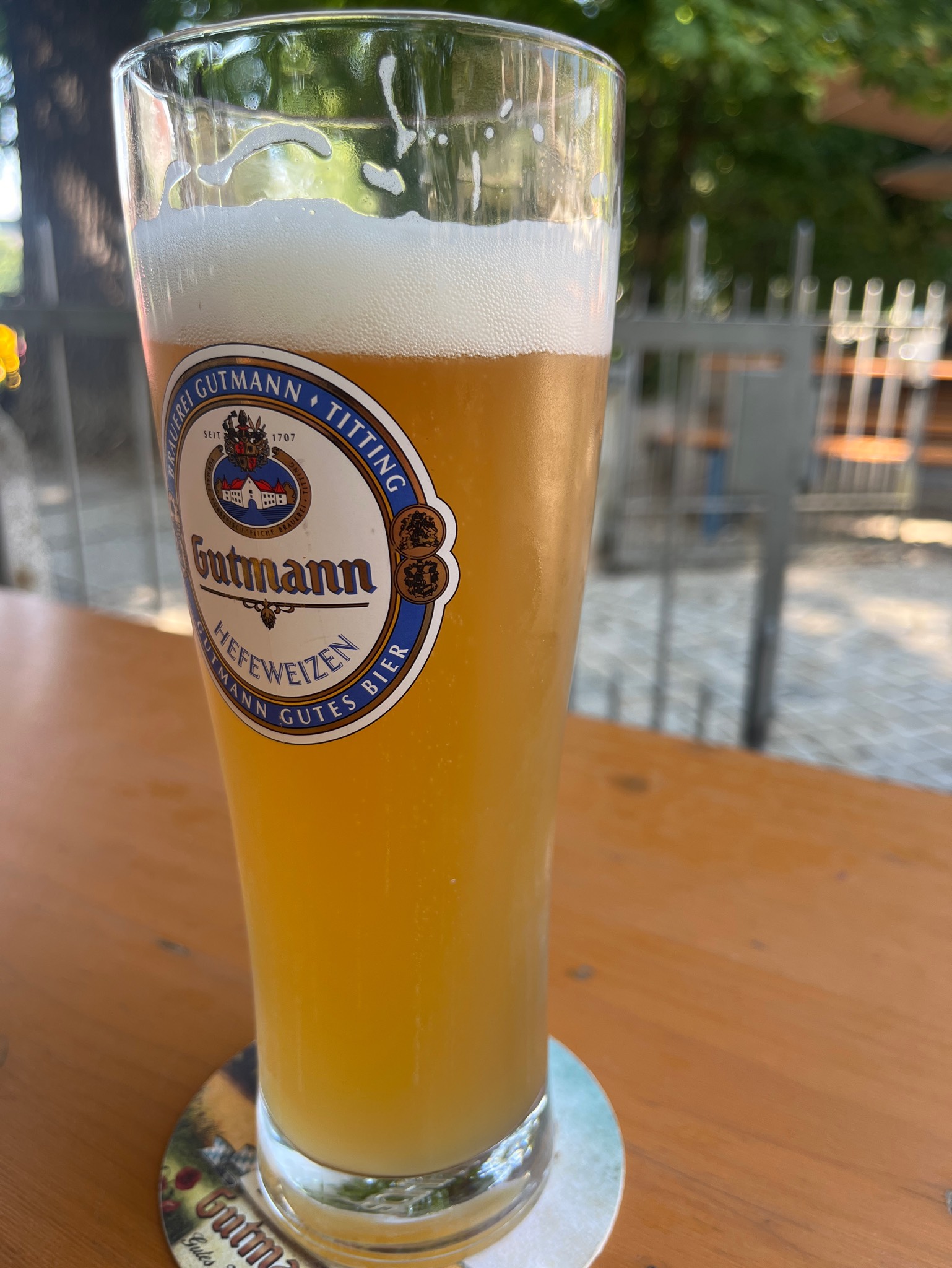 Helles Hefeweizen, Brauerei Gutmann